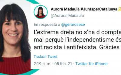Candidata de JuntsxCat per Barcelona filtra a Twitter l’excusa per a no fer la independència Aurora Madaula respon, en una piulada, que els vots al FNC no poden ésser comptats per a arribar a 50% d'independentistes, percentatge que el seu partit s'autoimposa